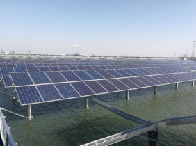 總投資約14.5億元 嵐山水庫漁光互補(bǔ)光伏發(fā)電項(xiàng)目實(shí)現(xiàn)投產(chǎn)并網(wǎng)