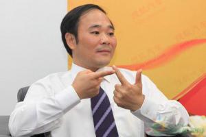 李書(shū)福：推進(jìn)甲醇汽車(chē)市場(chǎng)化