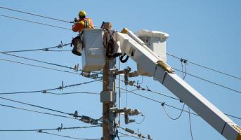 一些公用事業(yè)公司仍在謹(jǐn)慎投資可再生能源