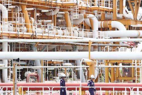 截至5月，六個主要承包商的天然氣提升產量仍低于目標