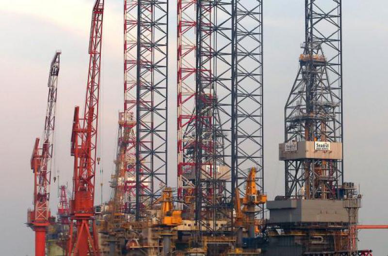 鑒于油價(jià)波動(dòng)，西班牙能源公司雷普索爾采取保守的態(tài)度