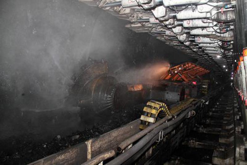 夏季用電高峰疊加環(huán)保限產(chǎn) 下半年煤炭供需或偏緊