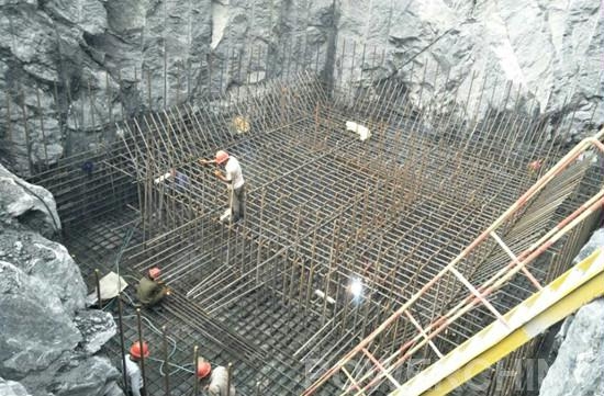 漢江孤山樞紐工程主廠房首倉(cāng)混凝土澆筑