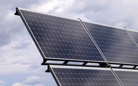 黑山8家公司購買了招標文件，計劃在Mo?ura上安裝太陽能發電廠