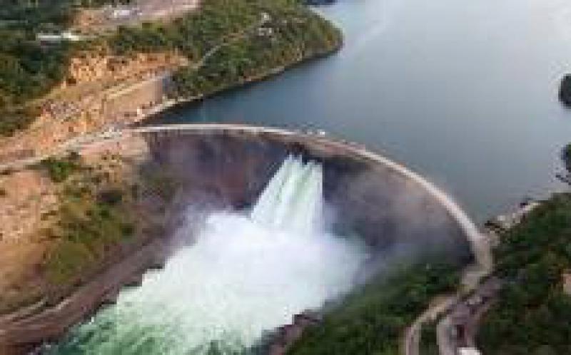 津巴布韋預計將在本月底將卡里巴電站的所有8臺發(fā)電機送入國家電網