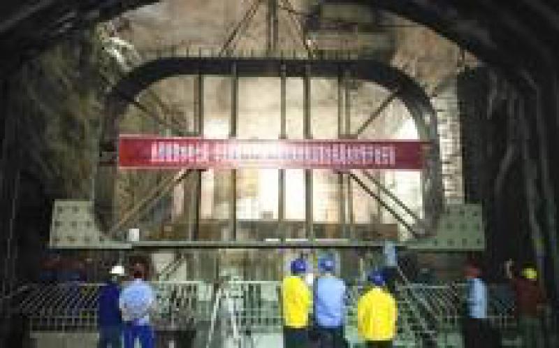 國內首個百萬千瓦級EPC 水電項目尾水肘管安裝