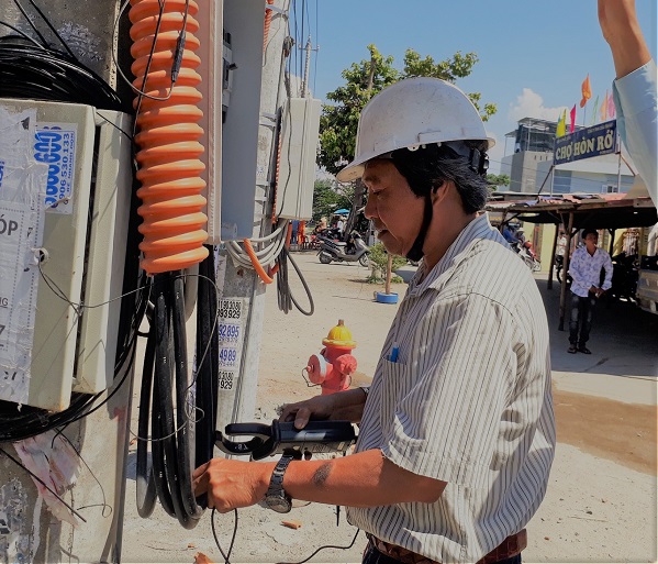 Khanh Hoa為使用太陽能屋頂?shù)募彝グ惭b了免費的雙向電表