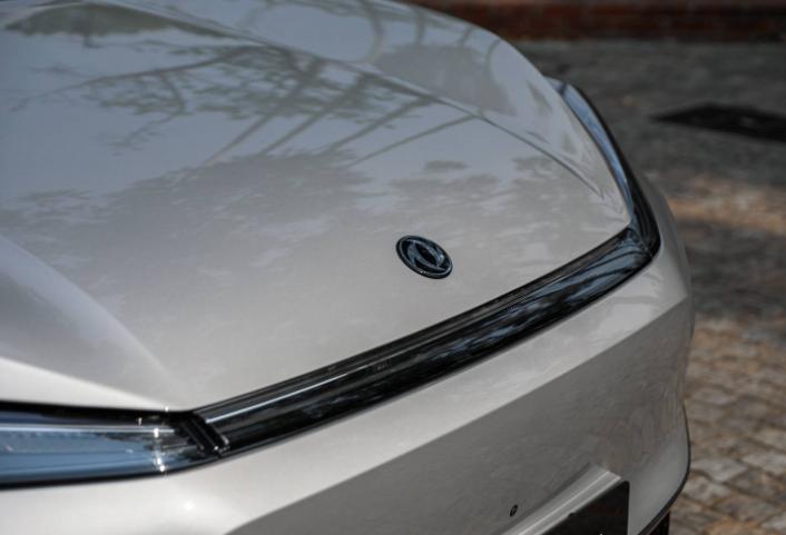 周鋒任東風(fēng)汽車集團(tuán)有限公司副總經(jīng)理、黨委常委