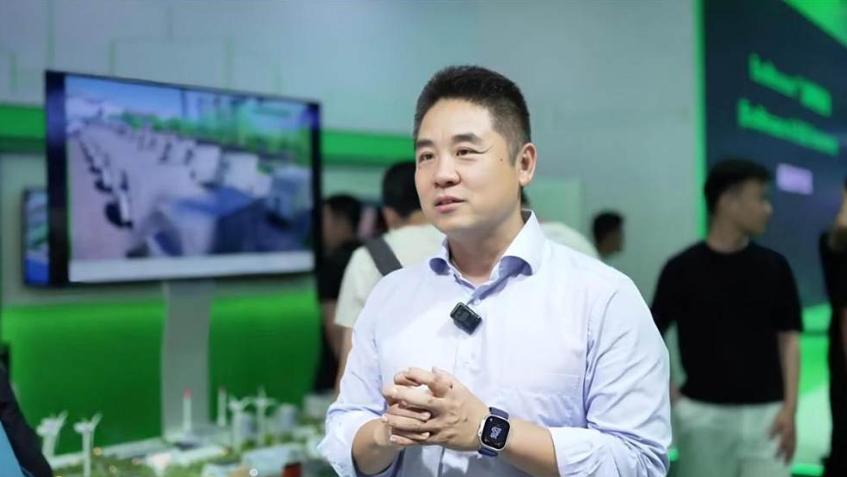 施耐德電氣：當(dāng)AI進入產(chǎn)業(yè)主場，核心技術(shù)+場景知識帶來價值最大化