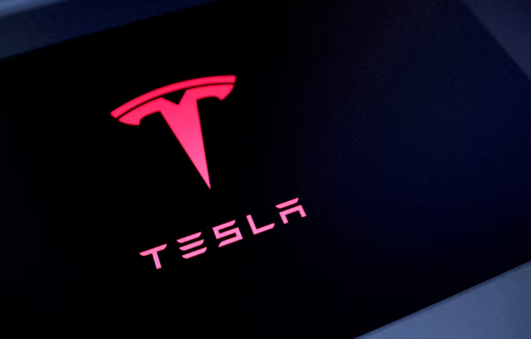 Lemonade攜手特斯拉推出FSD專屬車險