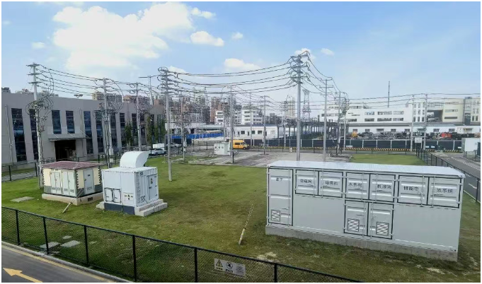 國內首個水系有機液流電池臺區儲能項目投運
